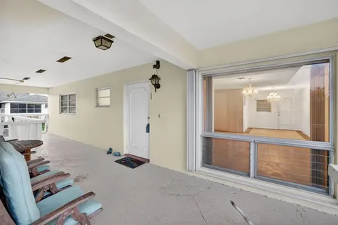 2755 NE 28th Avenue Lighthouse Point FL 33064