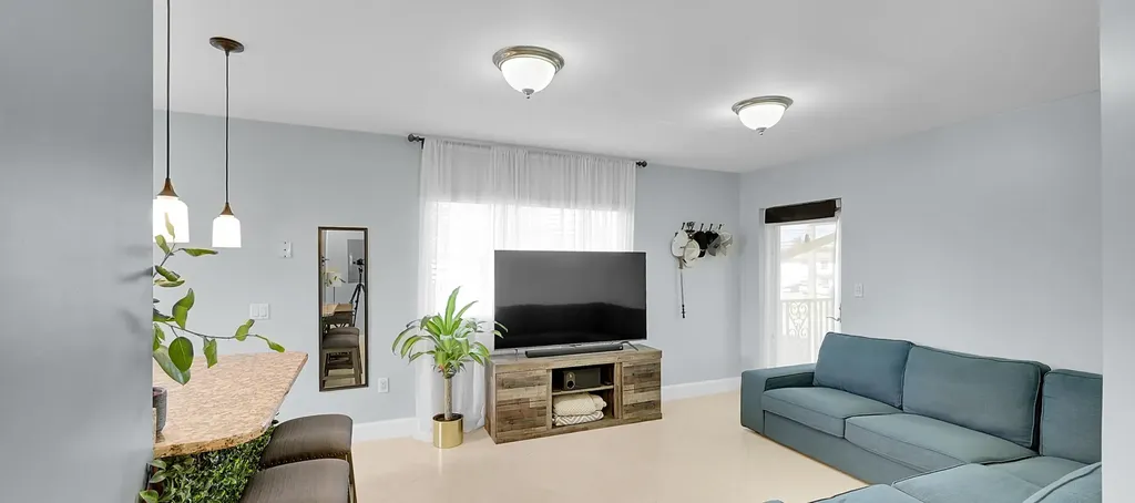 410 SW 15th Street Pompano Beach FL 33060