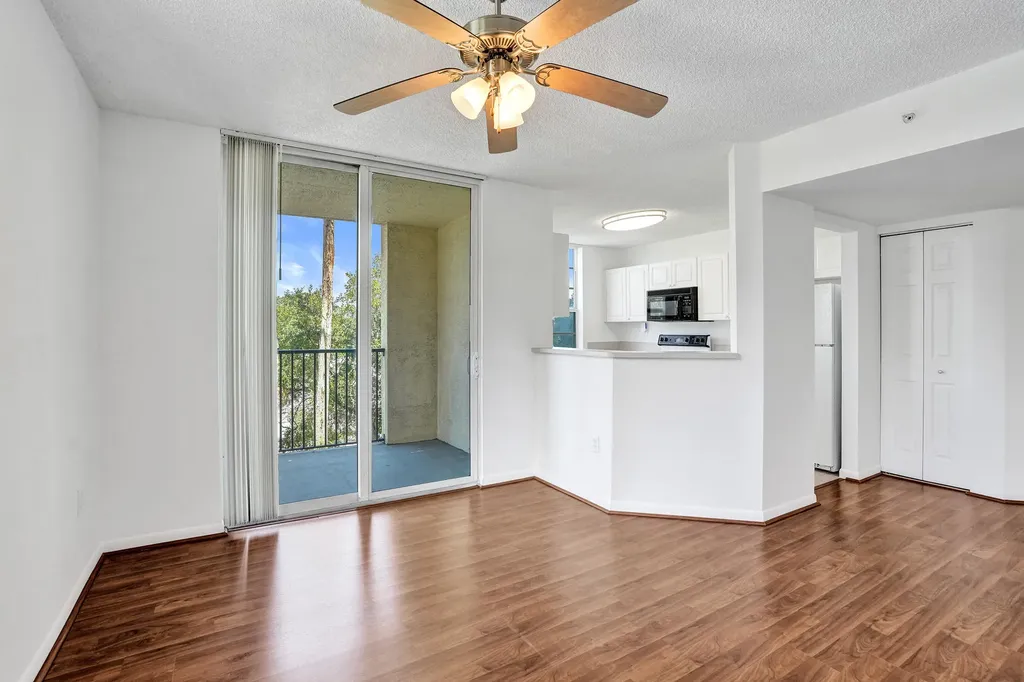 520 SE 5 Avenue Fort Lauderdale FL 33301