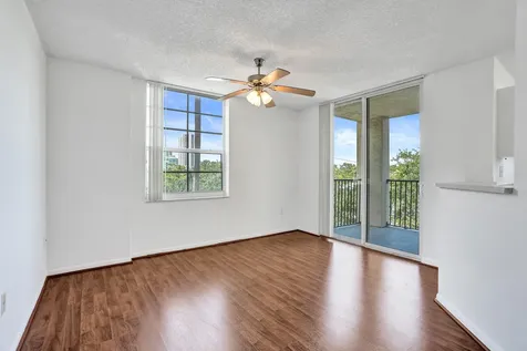 520 SE 5 Avenue Fort Lauderdale FL 33301