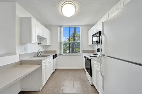 520 SE 5 Avenue Fort Lauderdale FL 33301