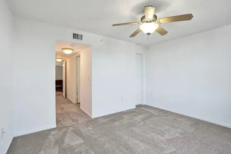 520 SE 5 Avenue Fort Lauderdale FL 33301