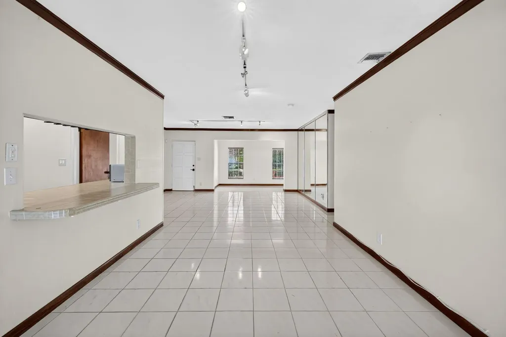 2060 Tropic Isle Lauderdale By The Sea FL 33062