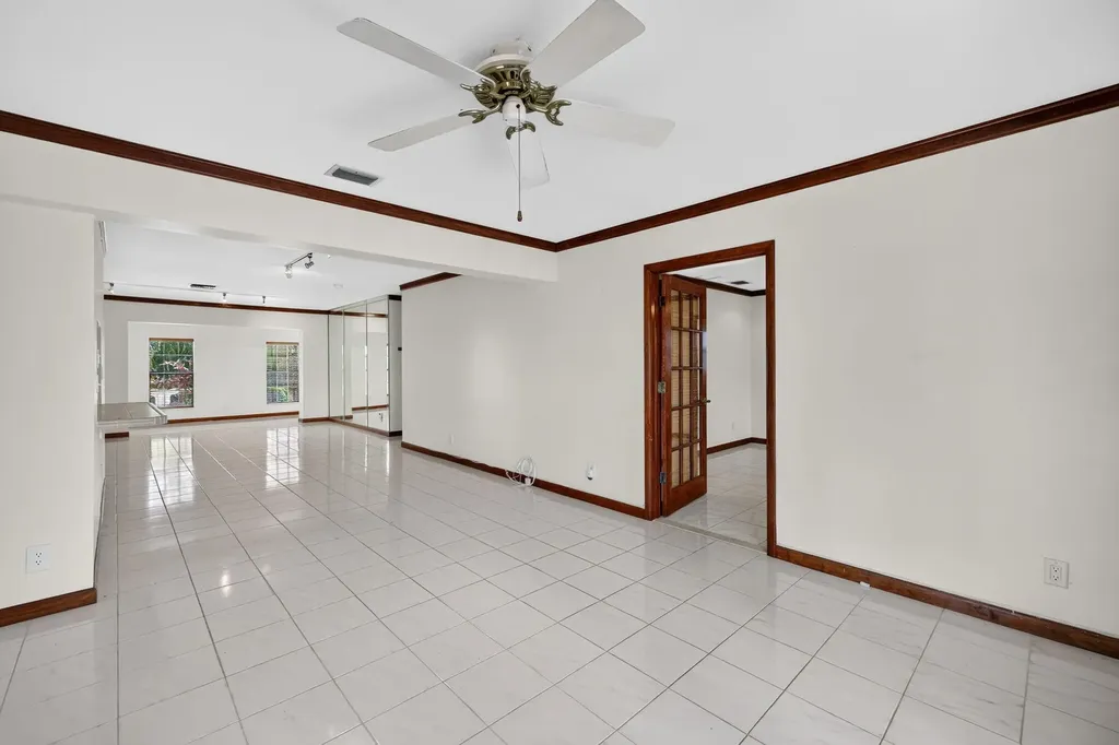 2060 Tropic Isle Lauderdale By The Sea FL 33062
