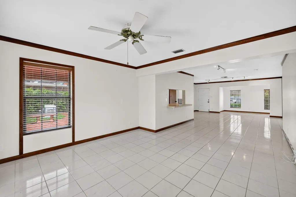 2060 Tropic Isle Lauderdale By The Sea FL 33062