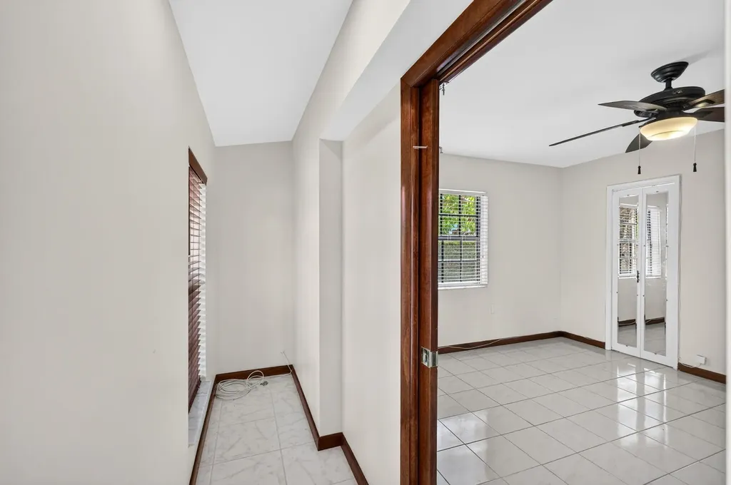 2060 Tropic Isle Lauderdale By The Sea FL 33062