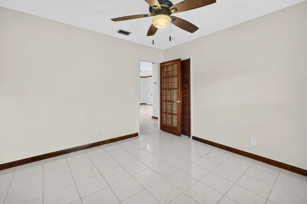 2060 Tropic Isle Lauderdale By The Sea FL 33062