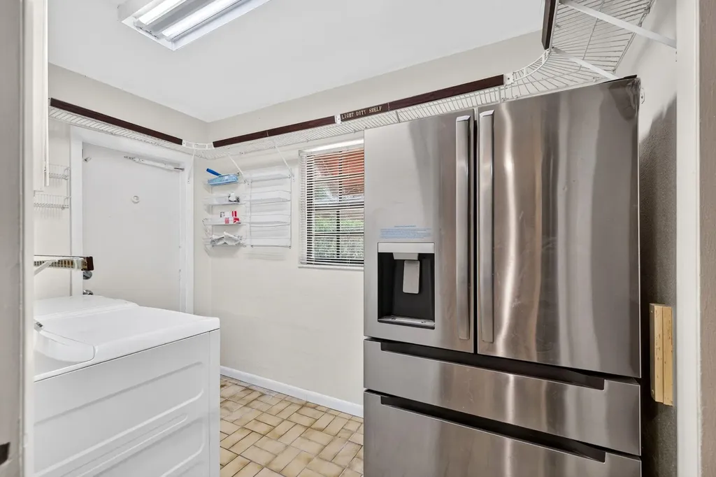 2060 Tropic Isle Lauderdale By The Sea FL 33062