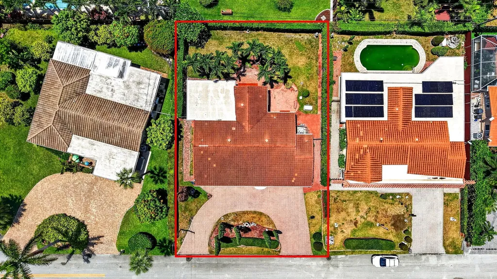 2060 Tropic Isle Lauderdale By The Sea FL 33062