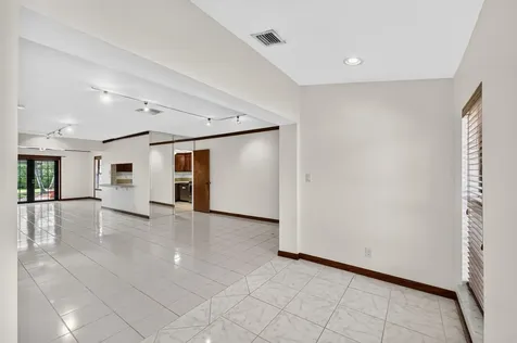 2060 Tropic Isle Lauderdale By The Sea FL 33062