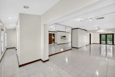 2060 Tropic Isle Lauderdale By The Sea FL 33062