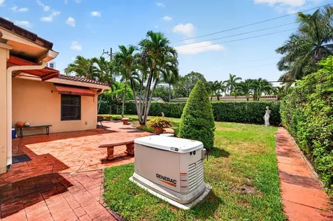 2060 Tropic Isle Lauderdale By The Sea FL 33062
