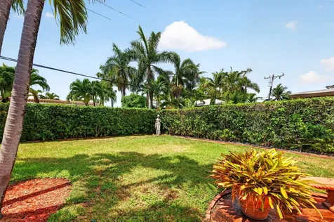2060 Tropic Isle Lauderdale By The Sea FL 33062