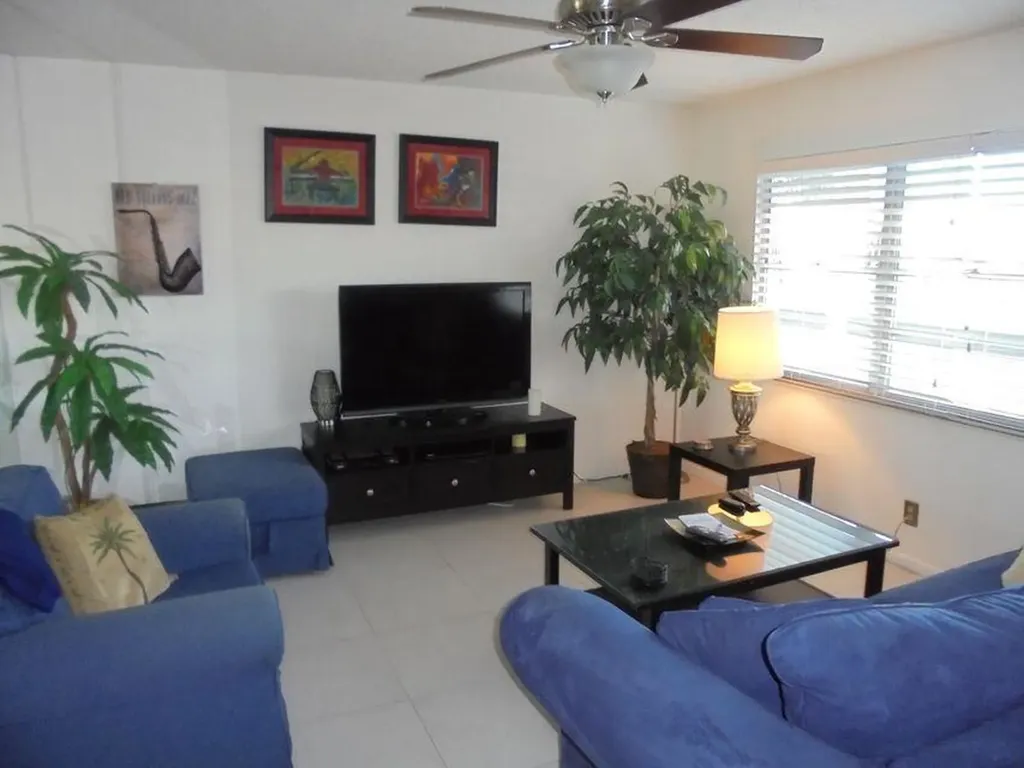 3069 Yarmouth D Boca Raton FL 33434
