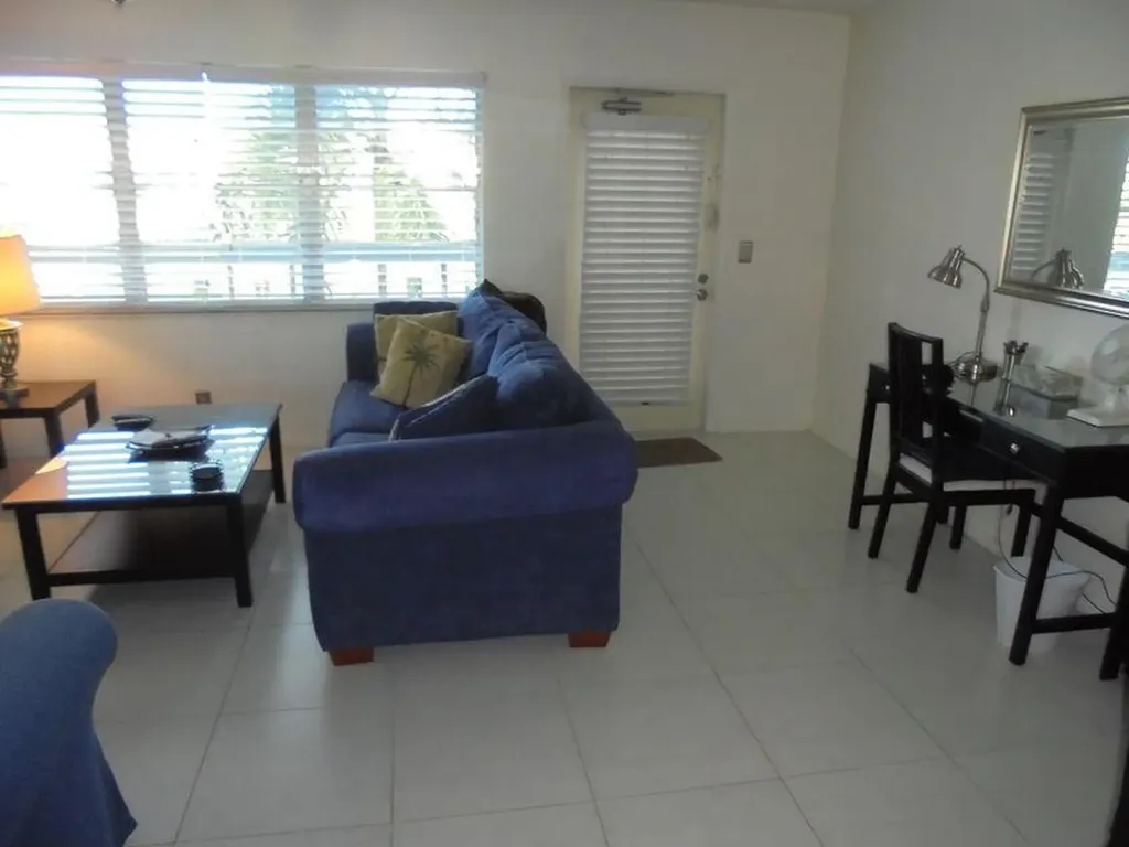 3069 Yarmouth D Boca Raton FL 33434