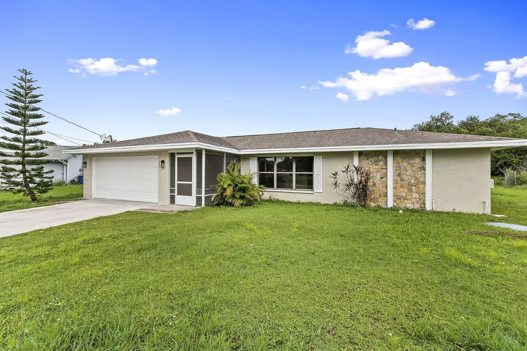2398 SW Caballero Street Port St Lucie FL 34953