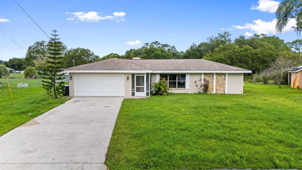 2398 SW Caballero Street Port St Lucie FL 34953
