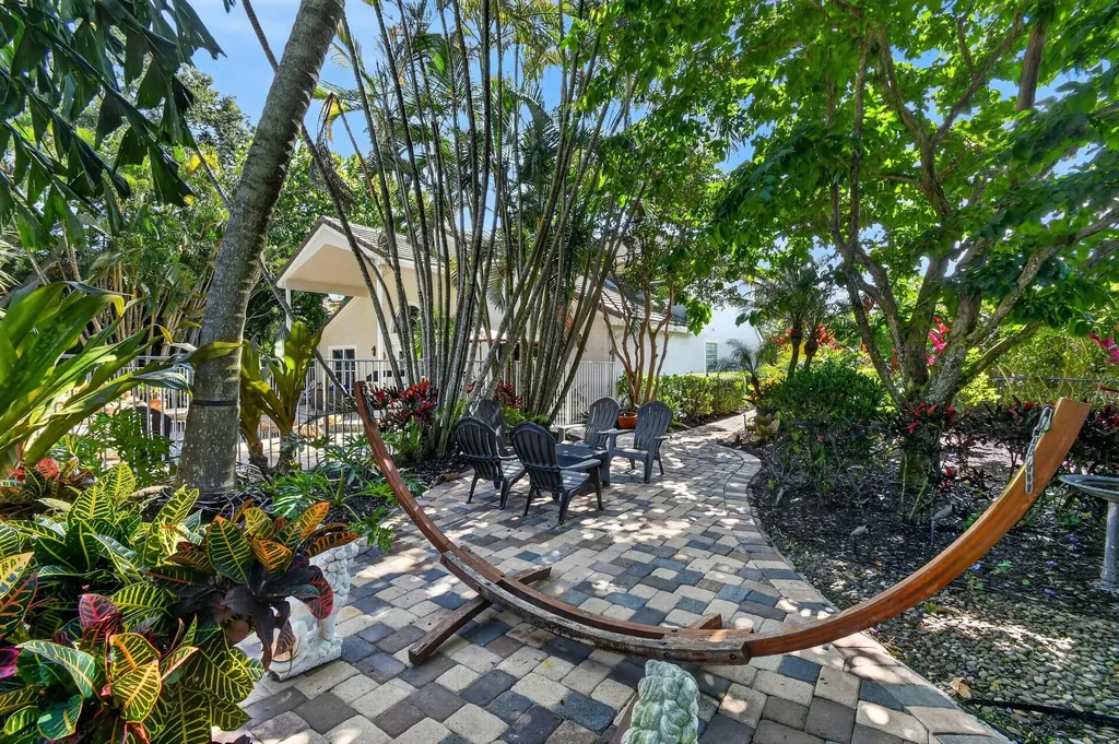 276 Swan Lane Jupiter FL 33458