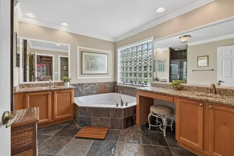 276 Swan Lane Jupiter FL 33458