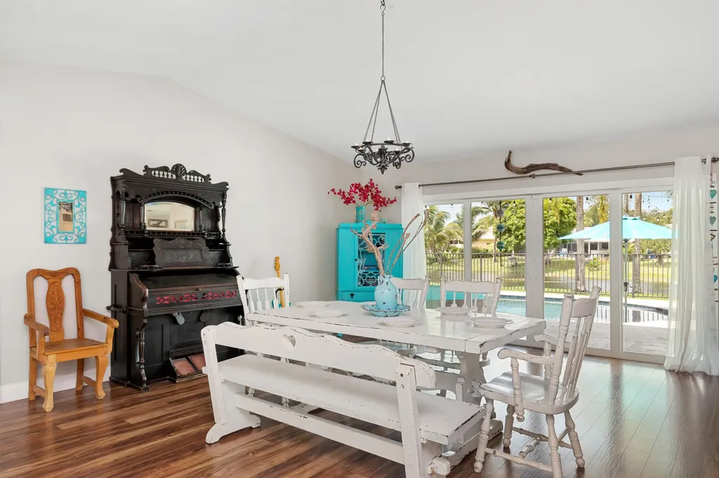 1222 NW 113th Terrace Coral Springs FL 33071