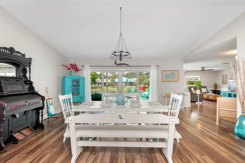 1222 NW 113th Terrace Coral Springs FL 33071