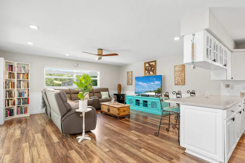 1222 NW 113th Terrace Coral Springs FL 33071