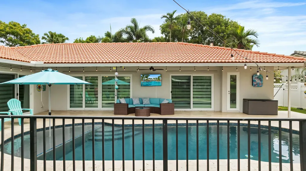 1222 NW 113th Terrace Coral Springs FL 33071