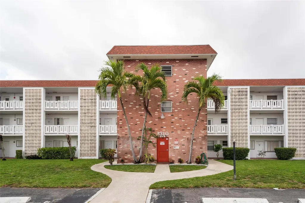 1310 NW 43rd Avenue Lauderhill FL 33313