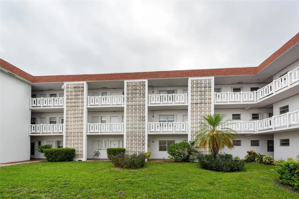1310 NW 43rd Avenue Lauderhill FL 33313