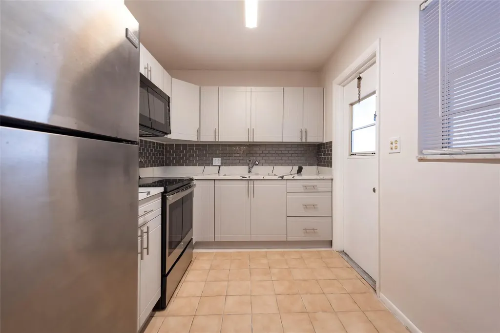 1310 NW 43rd Avenue Lauderhill FL 33313
