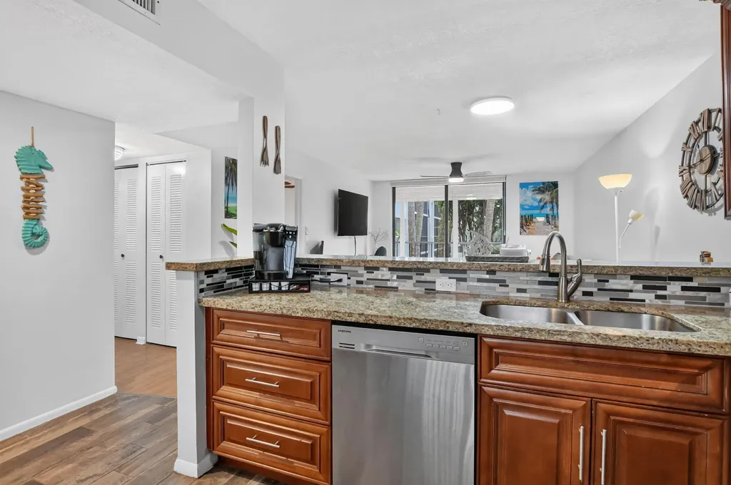 5280 Las Verdes Circle Delray Beach FL 33484