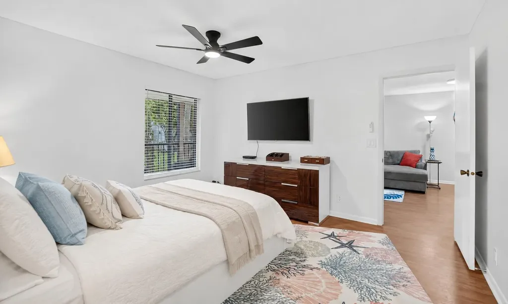 5280 Las Verdes Circle Delray Beach FL 33484
