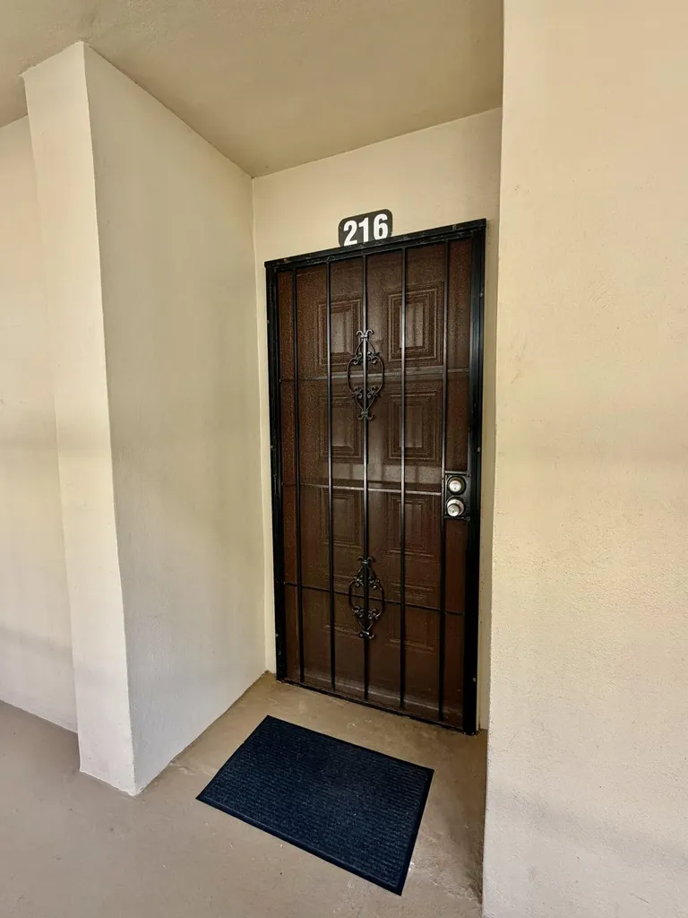 5280 Las Verdes Circle Delray Beach FL 33484