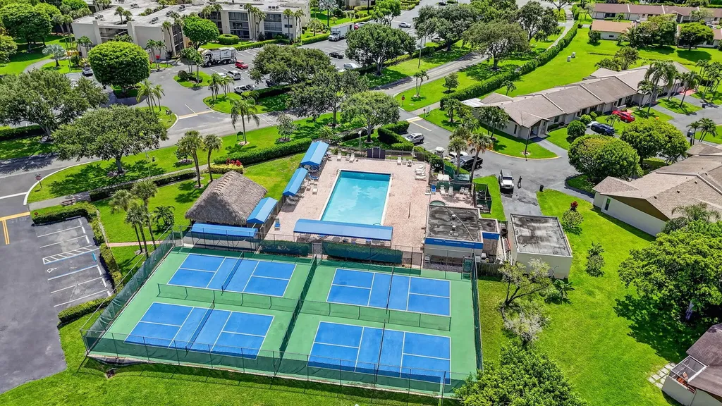 5280 Las Verdes Circle Delray Beach FL 33484