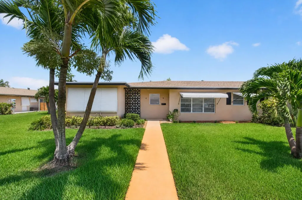 1007 South Drive Delray Beach FL 33445