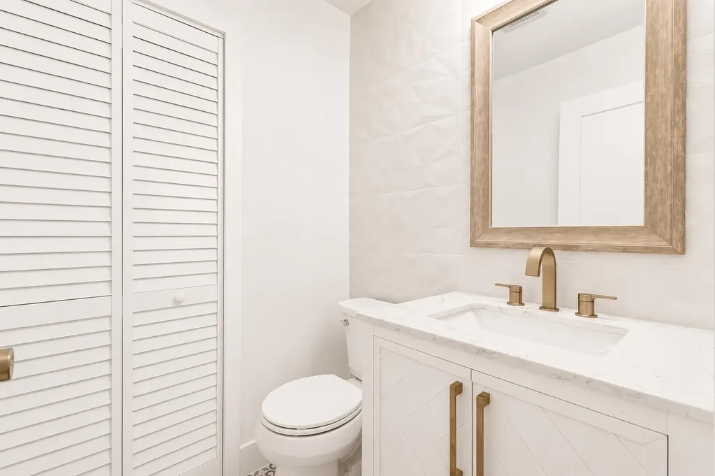 1007 South Drive Delray Beach FL 33445