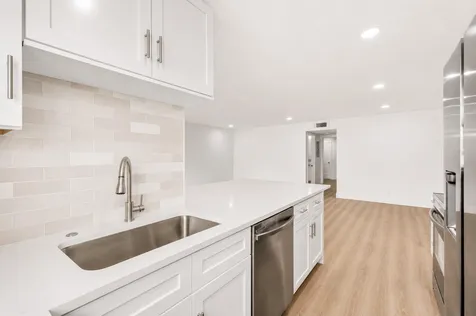 1007 South Drive Delray Beach FL 33445