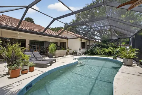 2613 Mohawk Circle West Palm Beach FL 33409