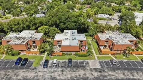 1438 Park Shore Circle Fort Myers FL 33901
