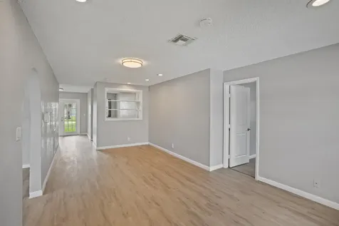 417 SW 8th Avenue Delray Beach FL 33444