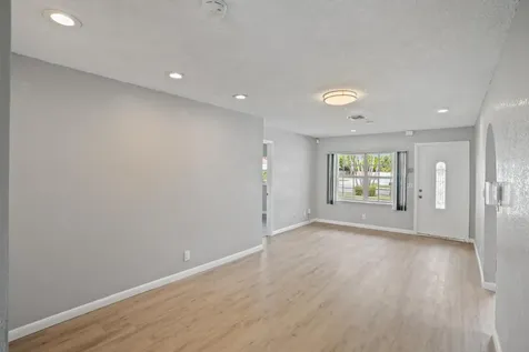 417 SW 8th Avenue Delray Beach FL 33444