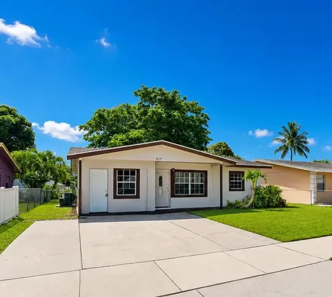 417 SW 8th Avenue Delray Beach FL 33444