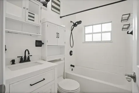 417 SW 8th Avenue Delray Beach FL 33444
