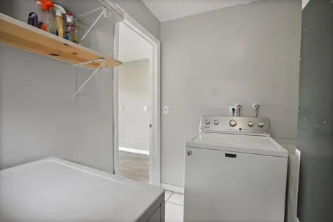 417 SW 8th Avenue Delray Beach FL 33444