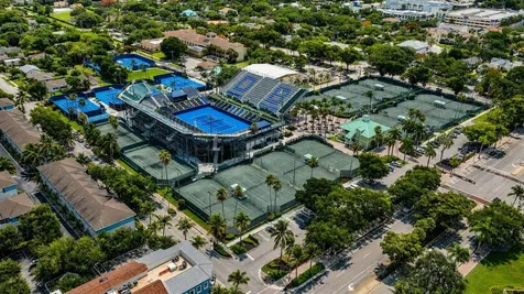 417 SW 8th Avenue Delray Beach FL 33444