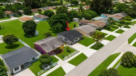 417 SW 8th Avenue Delray Beach FL 33444