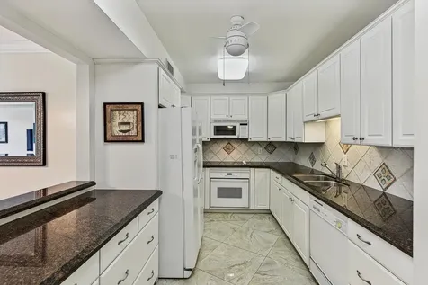 4020 W Palm Aire Drive Pompano Beach FL 33069