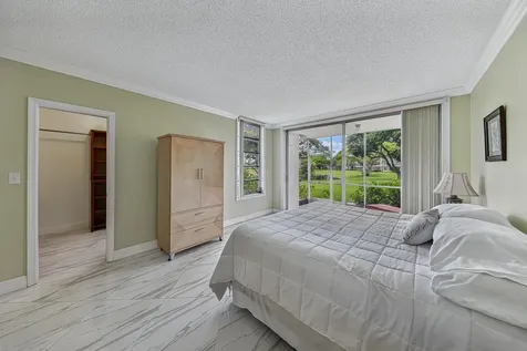 4020 W Palm Aire Drive Pompano Beach FL 33069