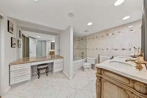 4020 W Palm Aire Drive Pompano Beach FL 33069