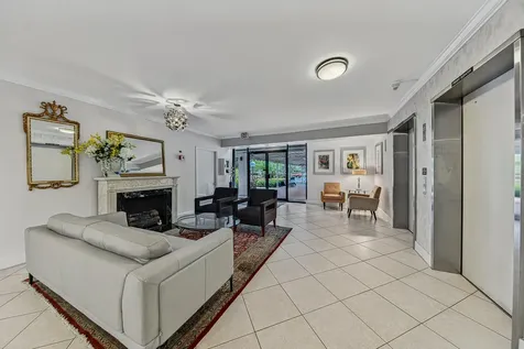 4020 W Palm Aire Drive Pompano Beach FL 33069